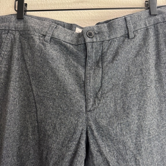 Gap Dress Pants 40x32 Slim - Picture 2 of 8